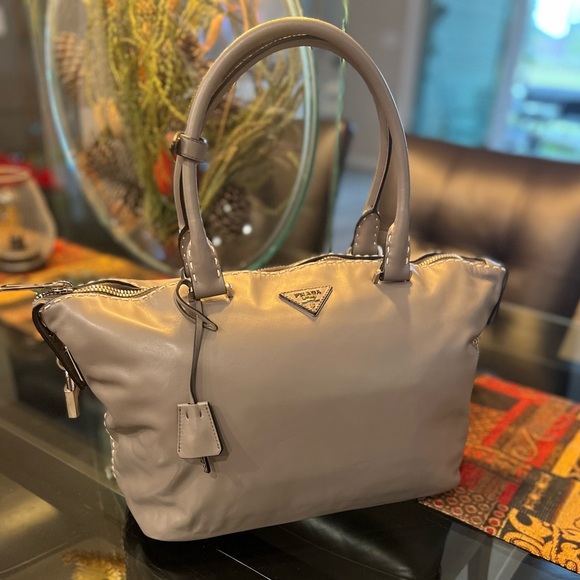 Prada City Calf Small Hand Stitched ZipTote - Picture 3 of 8